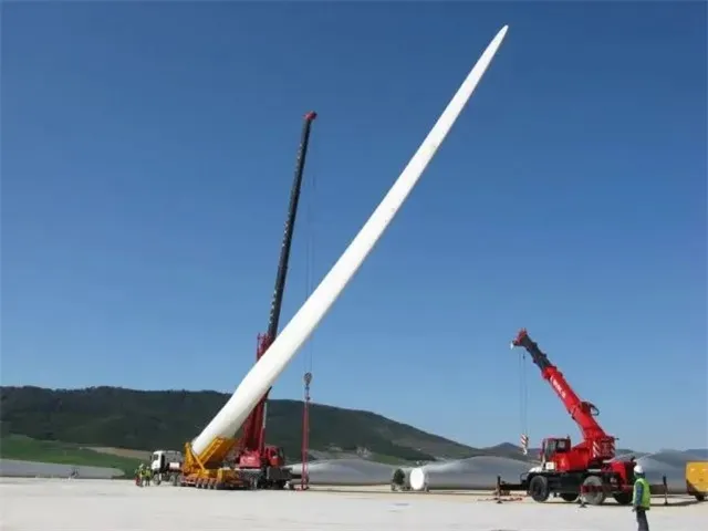 wind-turbine-blade-trailer-13 wind-turbine-blade-trailer-13